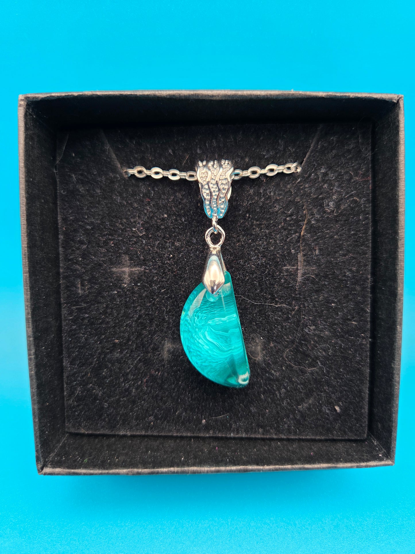 Resin Petite Pendant Necklace - Assorted