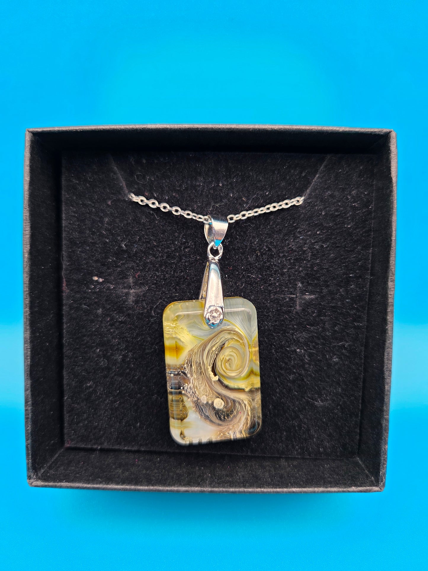 Resin Petite Pendant Necklace - Assorted