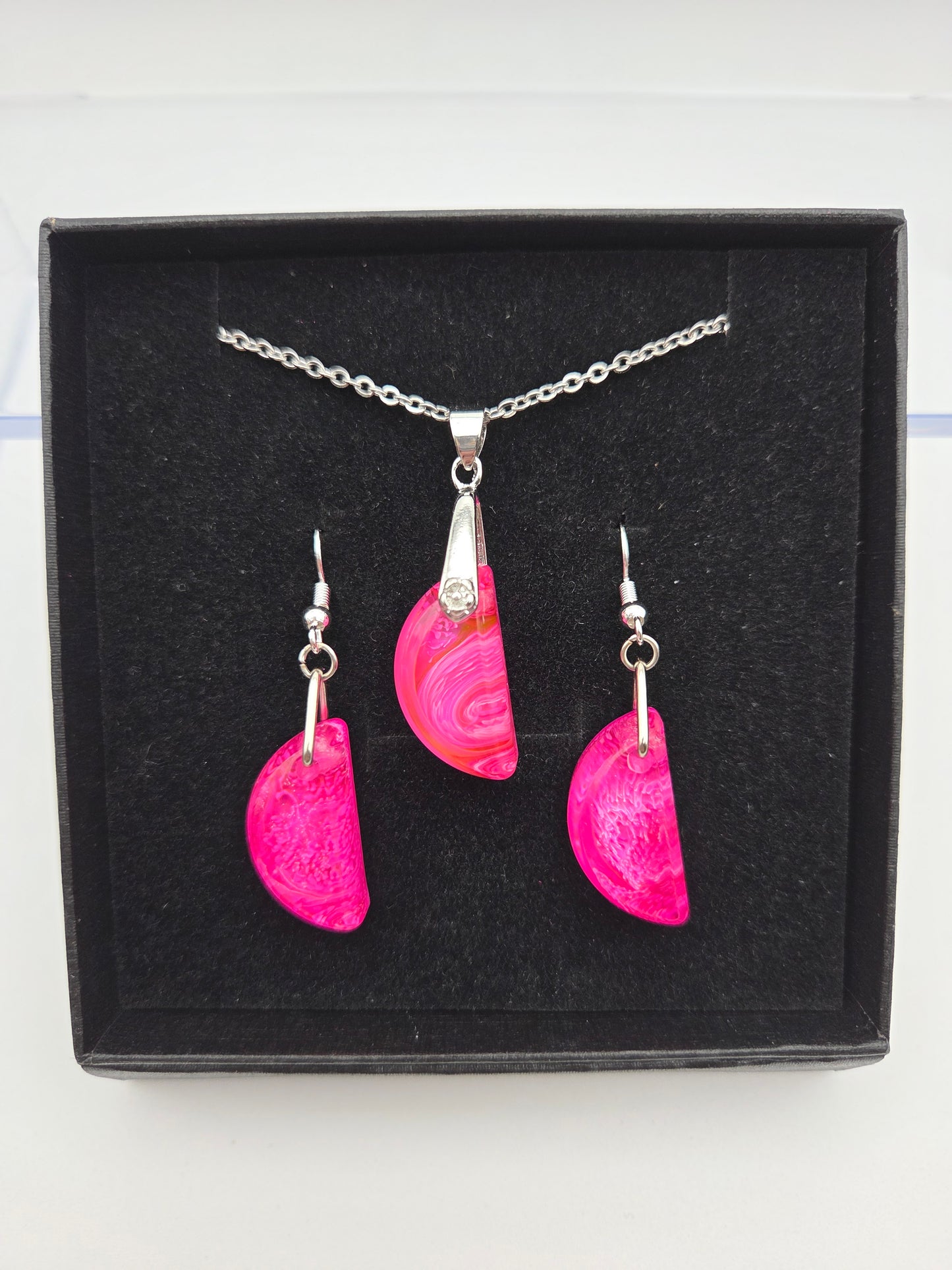 *Pink Petri For A Purpose Collection* Petite Petri Necklace Sets with Dangle Earrings
