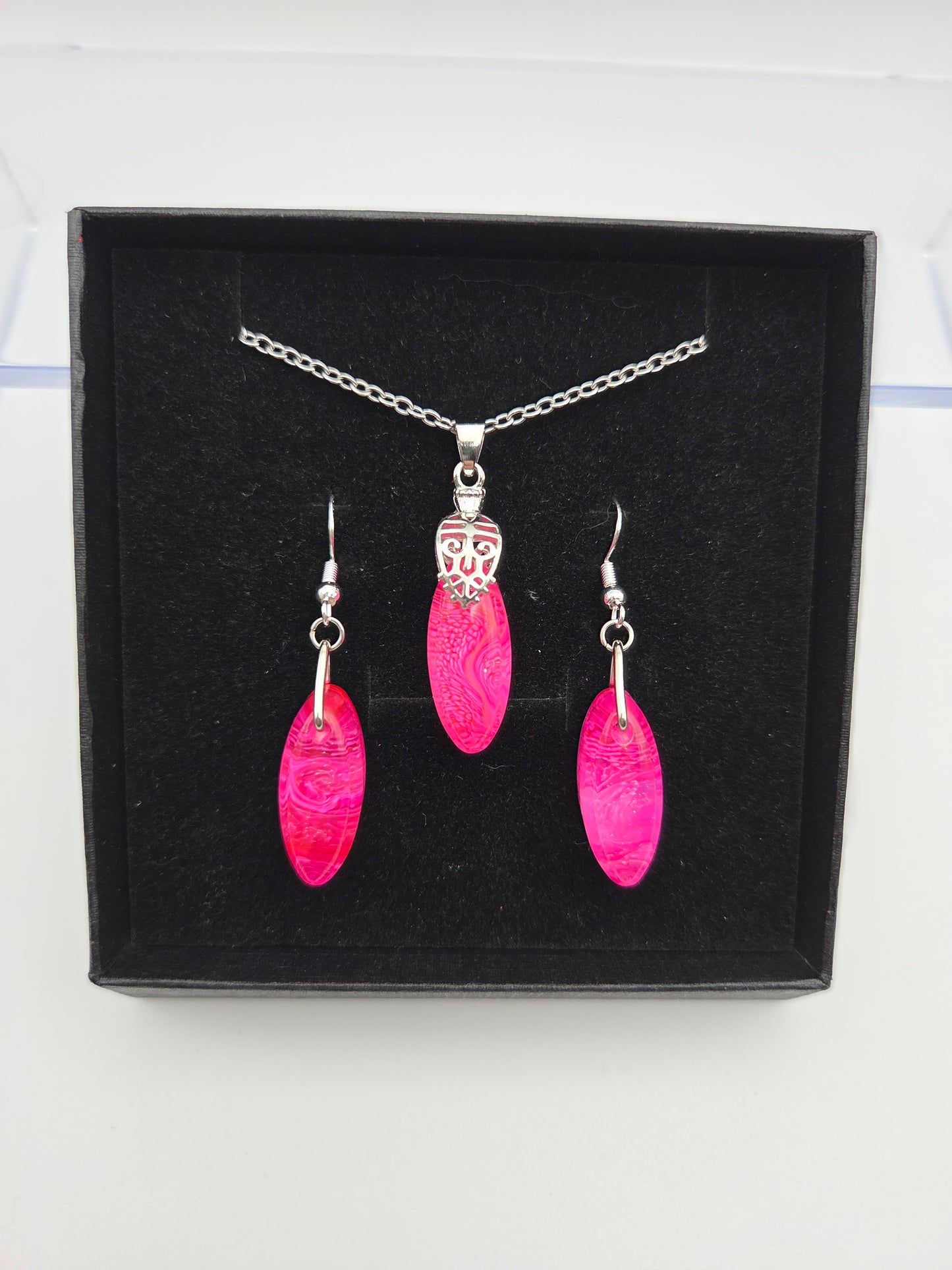 *Pink Petri For A Purpose Collection* Petite Petri Necklace Sets with Dangle Earrings