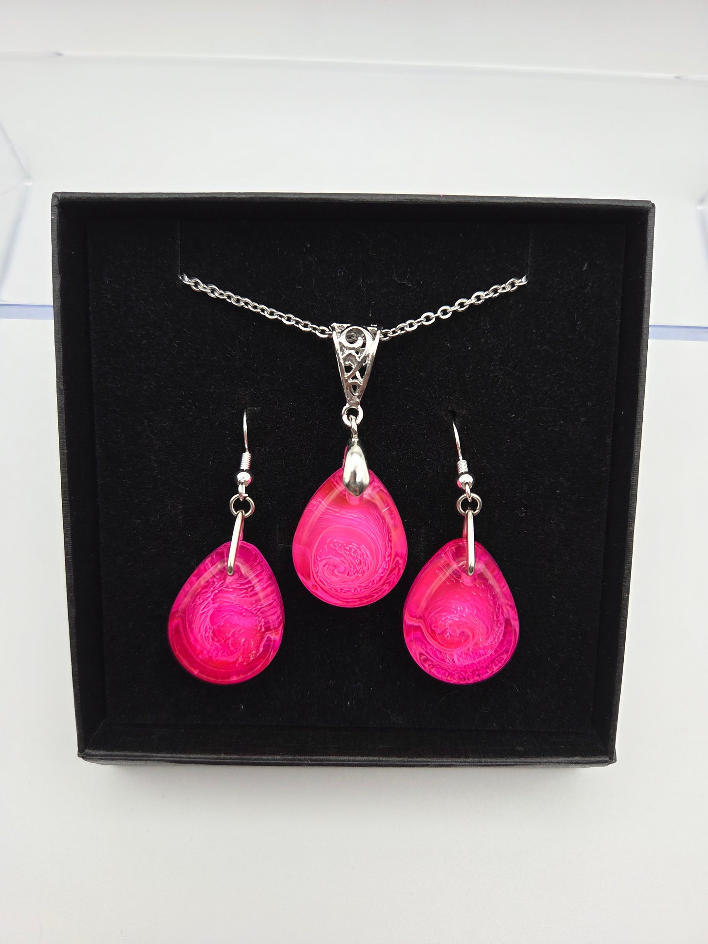 *Pink Petri For A Purpose Collection* Petite Petri Necklace Sets with Dangle Earrings