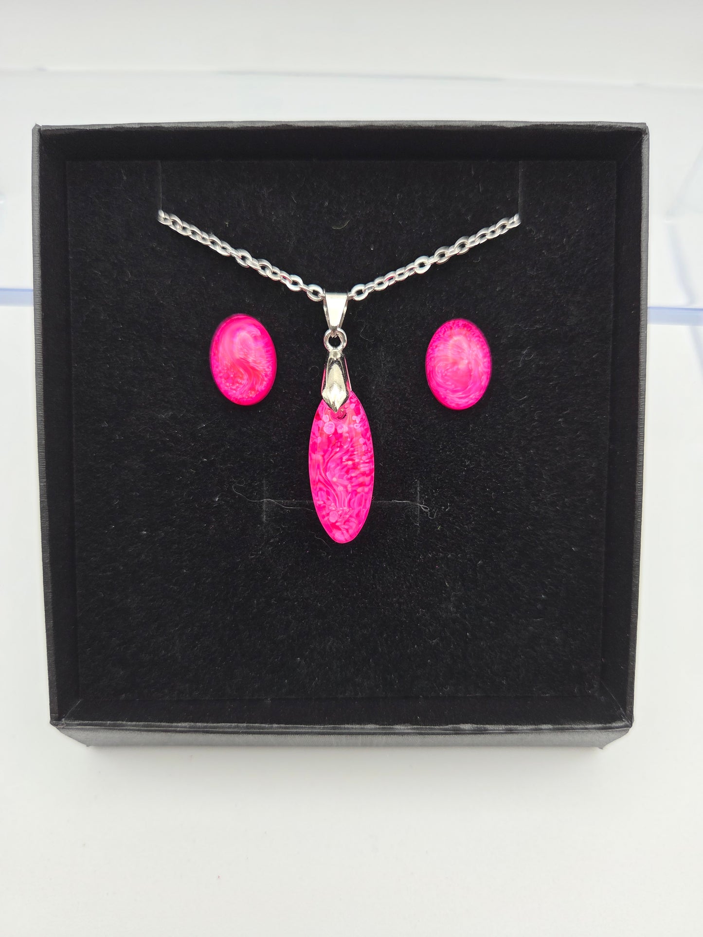 *Pink Petri For A Purpose Collection* Petite Petri Necklace Sets with Stud Earrings