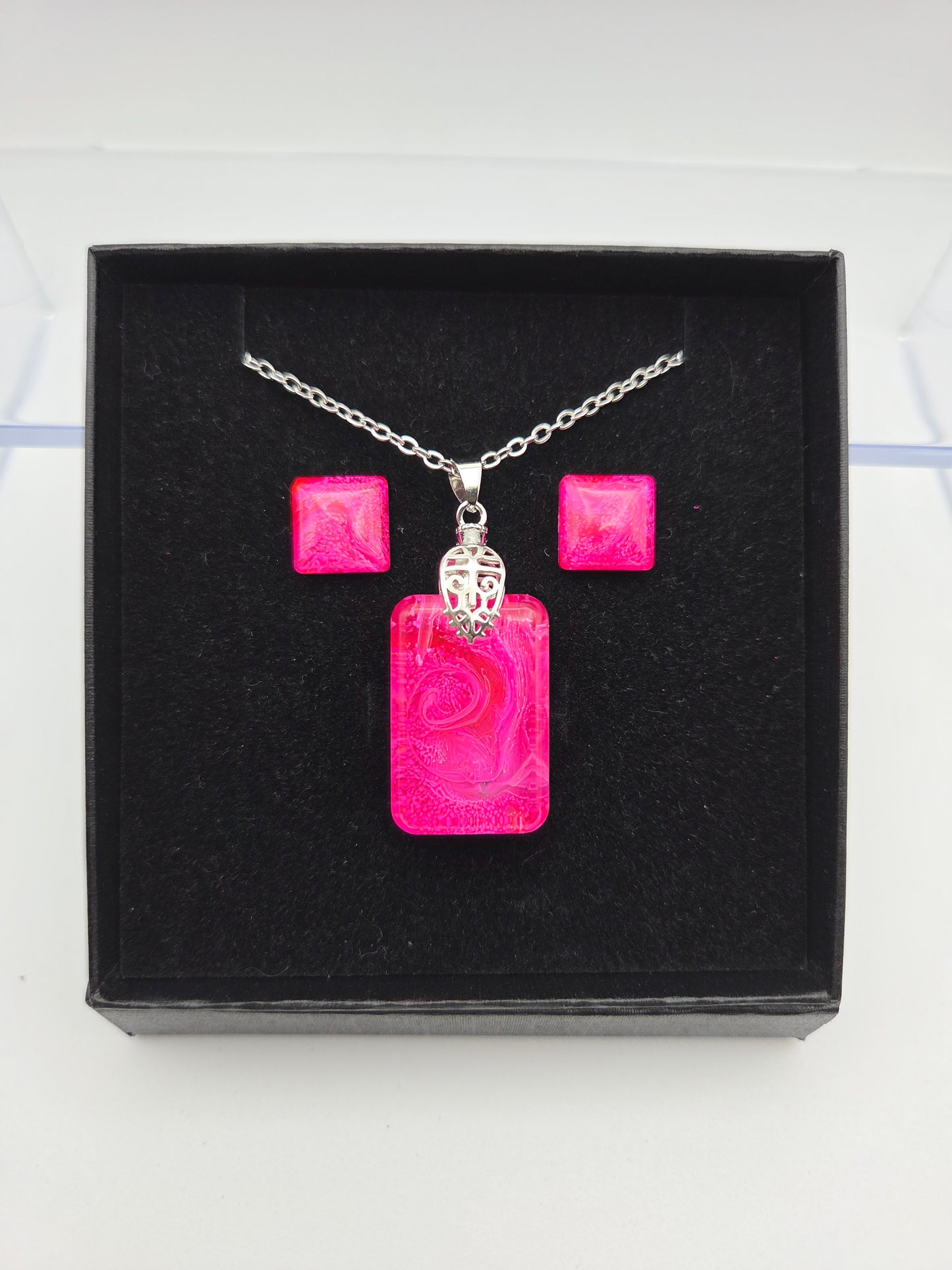 *Pink Petri For A Purpose Collection* Petite Petri Necklace Sets with Stud Earrings