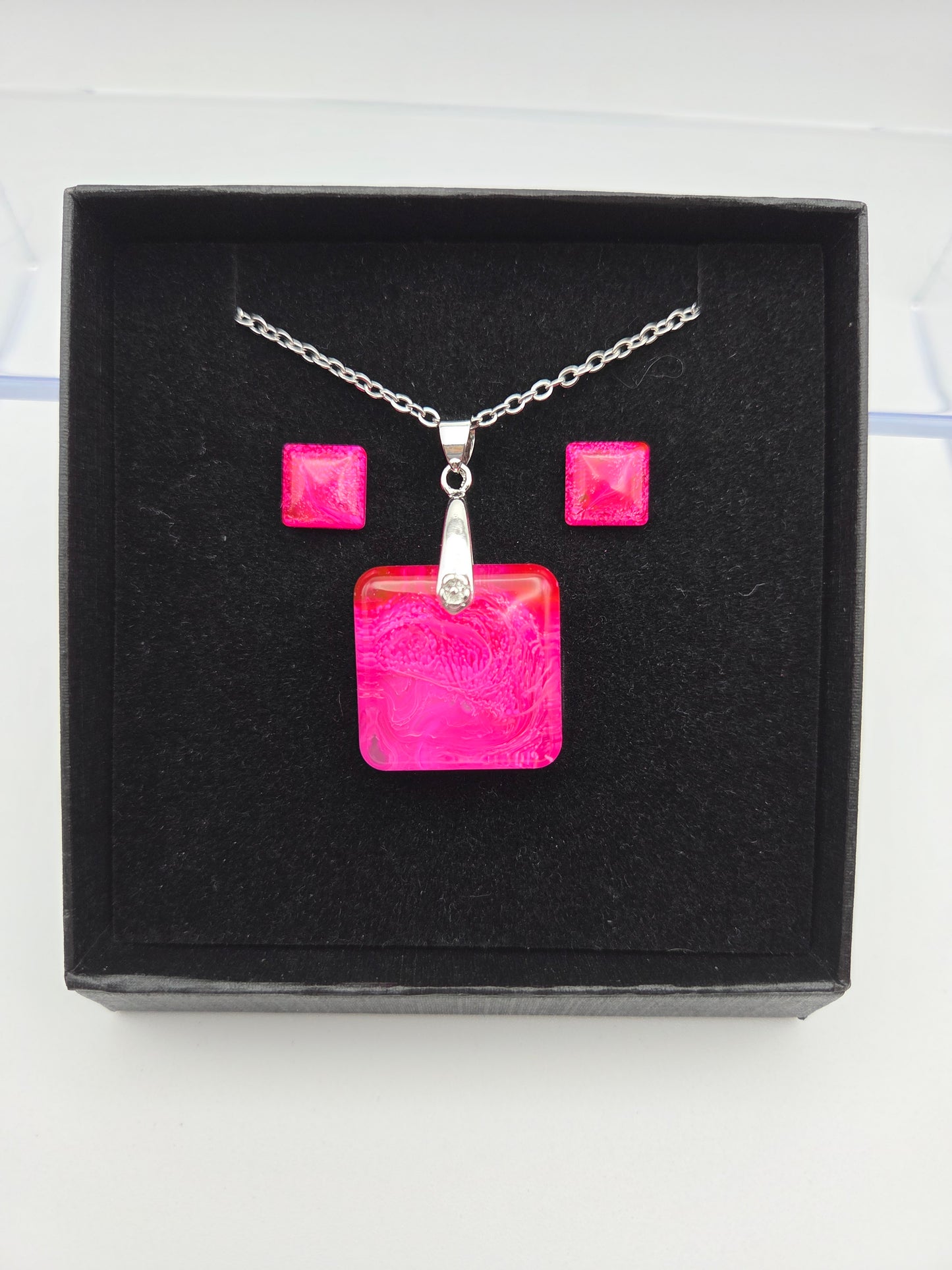 *Pink Petri For A Purpose Collection* Petite Petri Necklace Sets with Stud Earrings