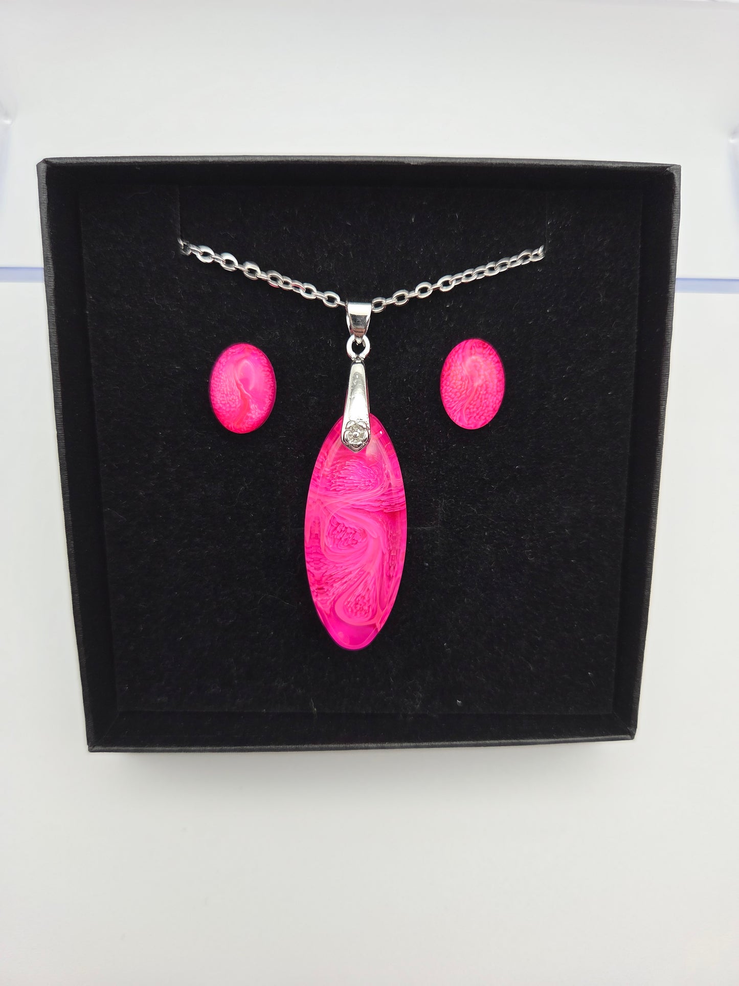 *Pink Petri For A Purpose Collection* Regular Petri Necklace Sets with Stud Earrings
